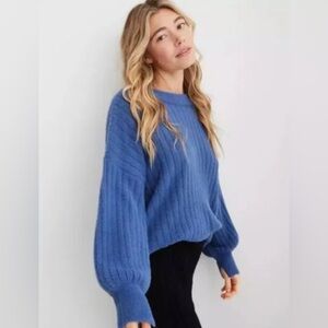 NWOT Aerie Buttercream Crew Sweater Size L